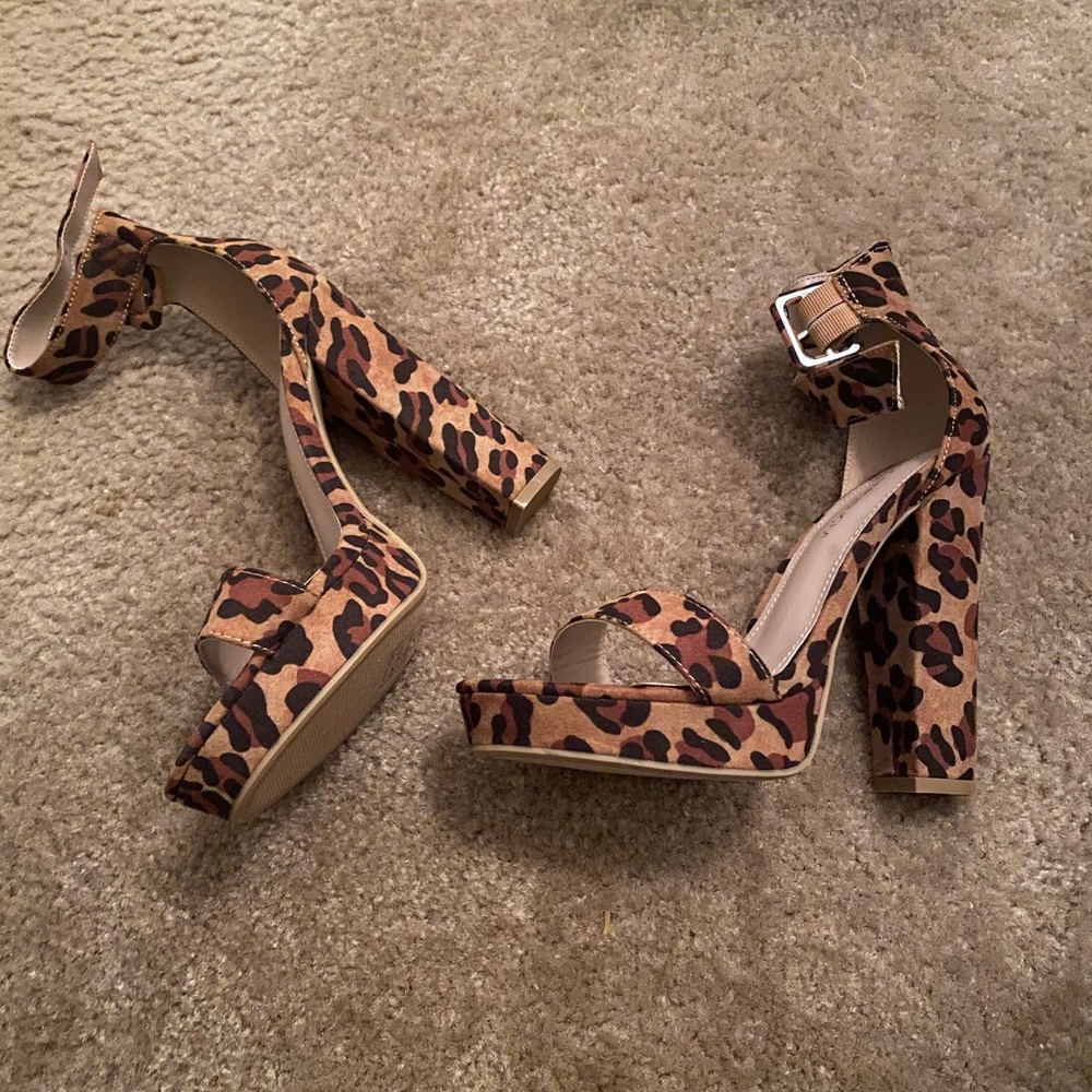 Never worn cheetah print heels